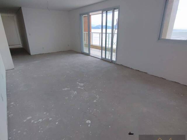 #1116 - Apartamento Frente Mar para Venda em Caraguatatuba - SP - 2