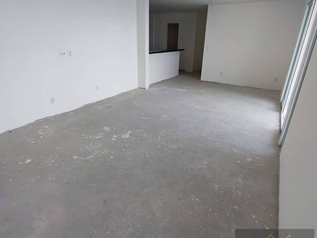 Apartamento Frente Mar para Venda em Caraguatatuba - 4